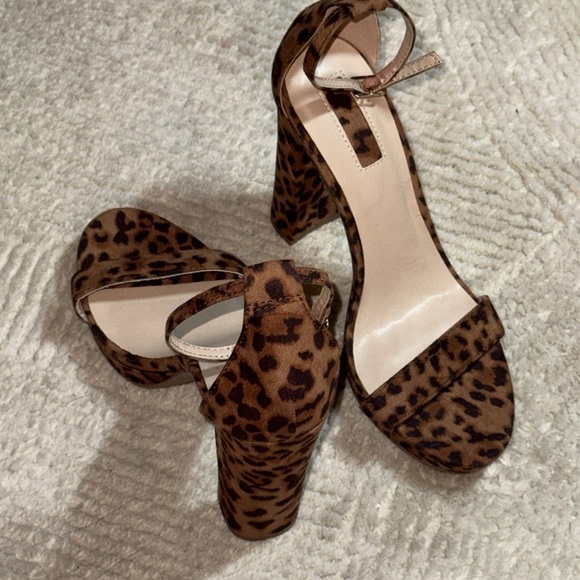 Forever 21 animal print brown ankle strap platform sandals heels sz 7 - Picture 5 of 6